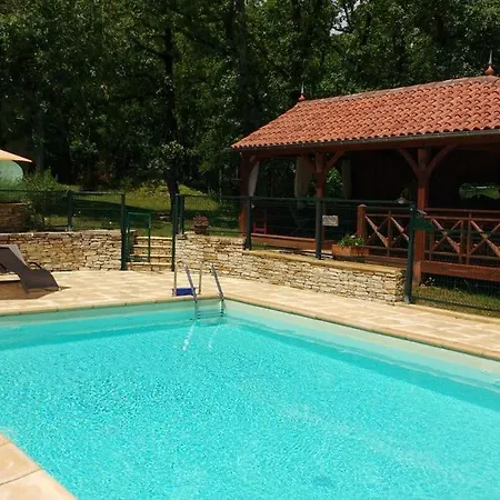 شاليه Le Nid De L'ecureuil Lavercantière