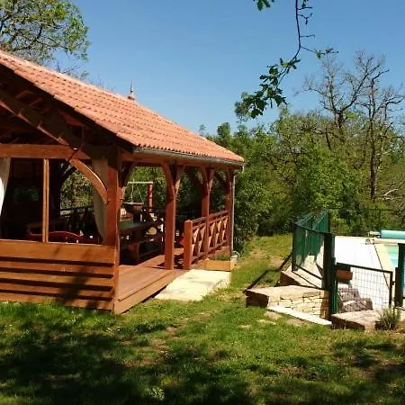 شاليه Le Nid De L'ecureuil Lavercantière